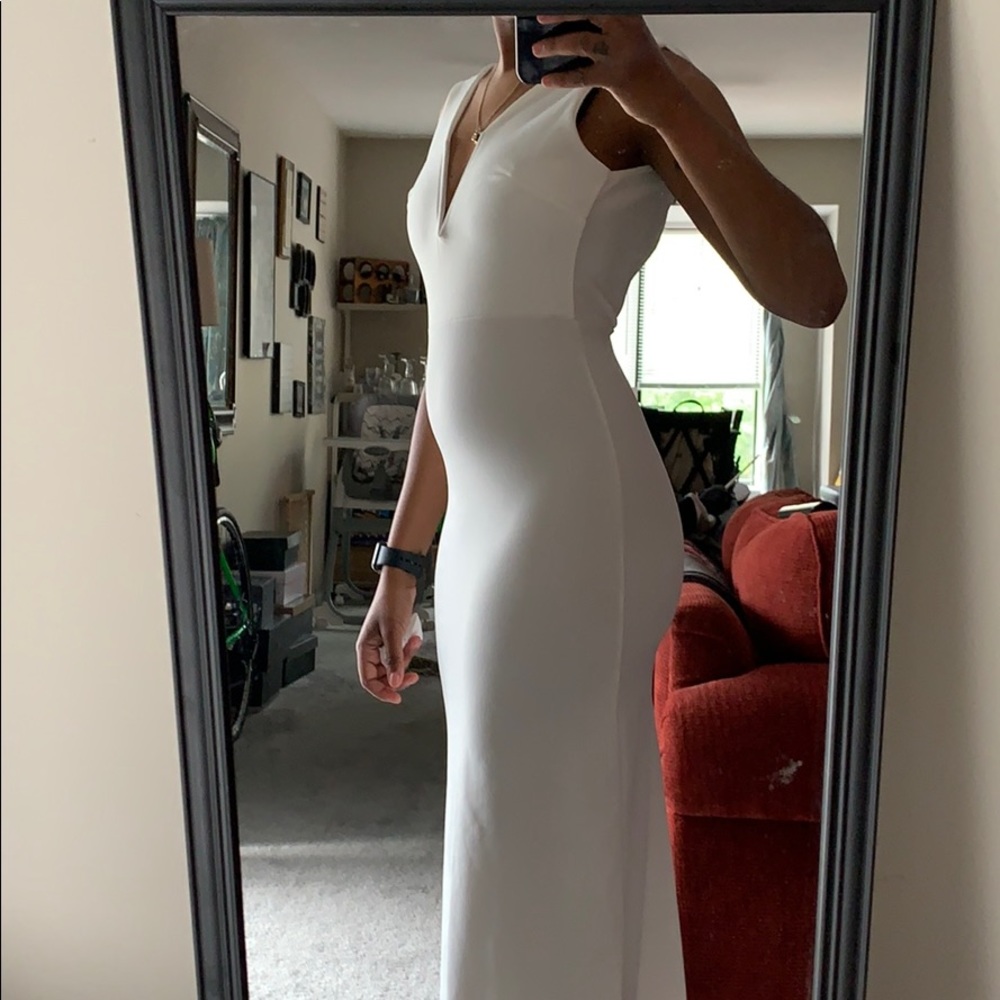 Missguided White Maxi Dress V-Neck Sleeveless